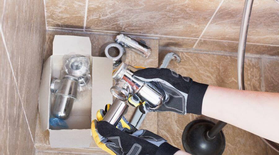 Expert Emergency Roof Repairs services in Farmington, MN
